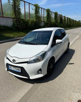 Toyota Yaris cena 33900 przebieg: 138200, rok produkcji 2013 z Warszawa małe 106